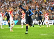 开云体育在线-法国队险胜日本队，波尔统治全场