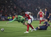 开云体育下载-欧塞尔负于对手，球迷期待球队强势反击的简单介绍