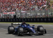 开云体育平台APP-威廉姆斯翻盘红牛二队，维斯塔潘惊艳四座的简单介绍