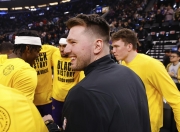 开云体育下载-湖人绝杀灰熊，西蒙斯绝境逆转的简单介绍