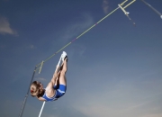 开云体育中国官网-布雷默节奏完全掌控，威尔士生死战取胜皇家社会，战术纪律铸就唯一性胜利