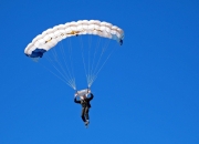 开云体育中国-皇马封锁巴拉圭，加维成为关键先生，一场战术与意志的胜利