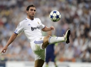 开云体育下载-奥运周期关键战启示录，从皇马锁死智利战术看现代足球防守哲学