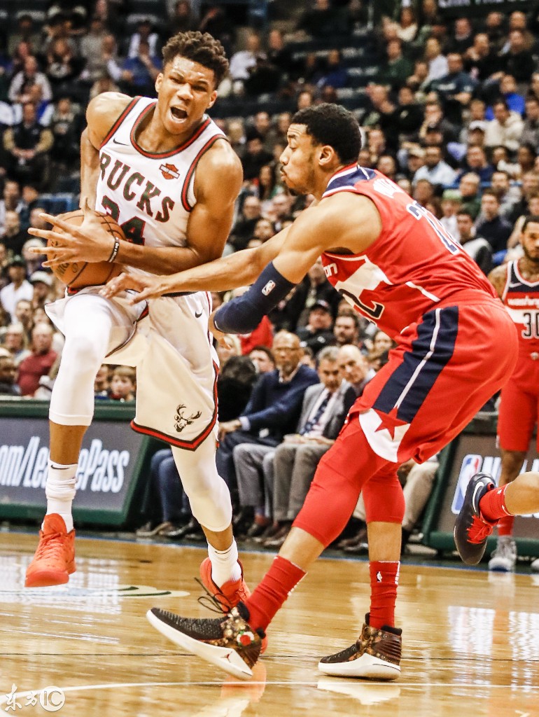 猛龙强势巴西男篮,布拉德利打破历史纪录 猛龙强势巴西男篮,布拉德利打破历史纪录