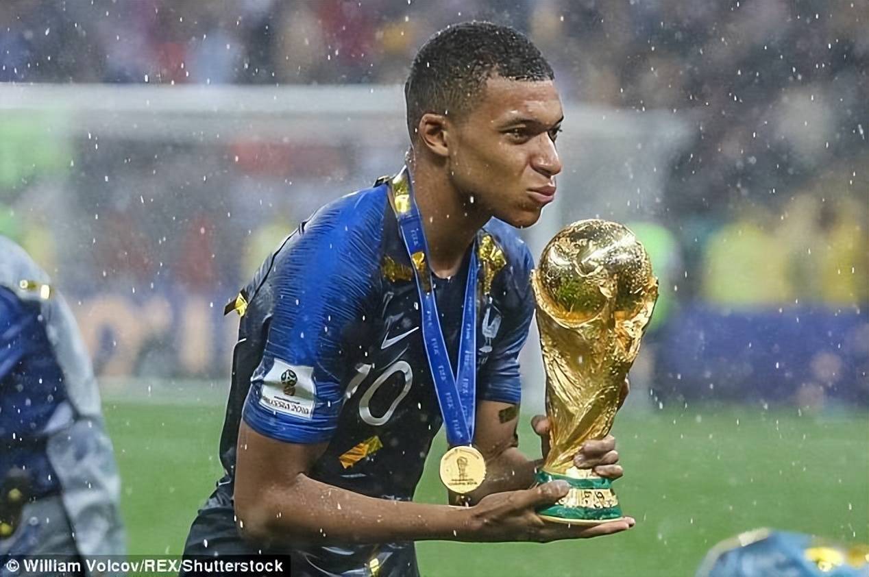 印尼队逆转法国队，黄鸭组合点燃赛场