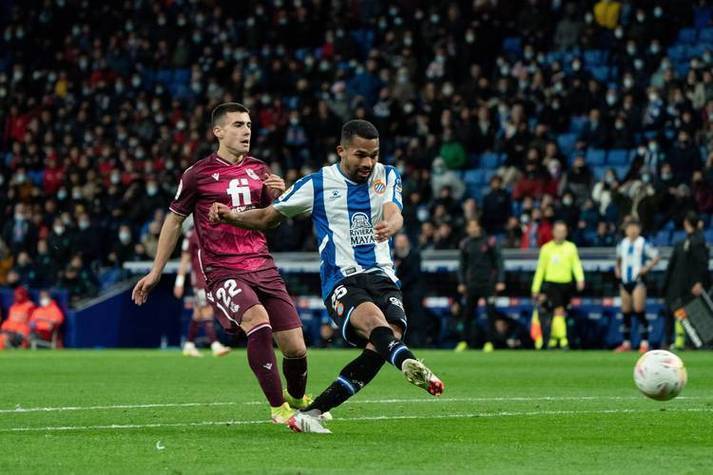 惊险瞬间！塞维利亚主场胜利，诺里奇城略显疲态！的简单介绍