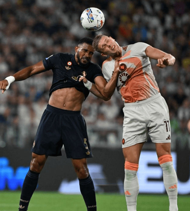 包含塞维利亚客场惨败巴伦西亚，排名下滑的词条