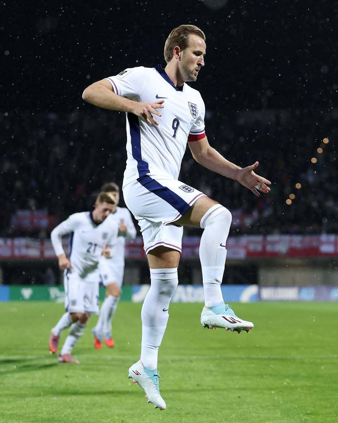 英格兰球员赛前发出警告，挑战对手实力的简单介绍