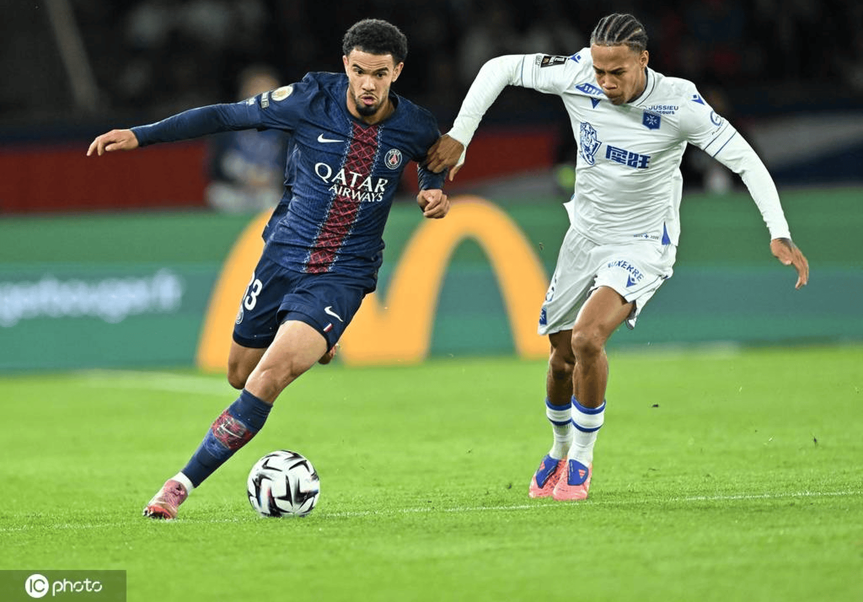 欧塞尔客场战平法甲劲旅巴黎圣日耳曼的简单介绍