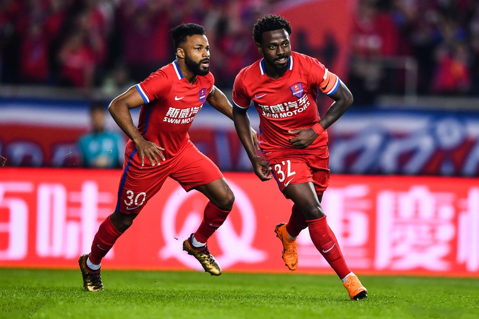 重庆斯威主场大胜，稳固中游积分榜位置的简单介绍