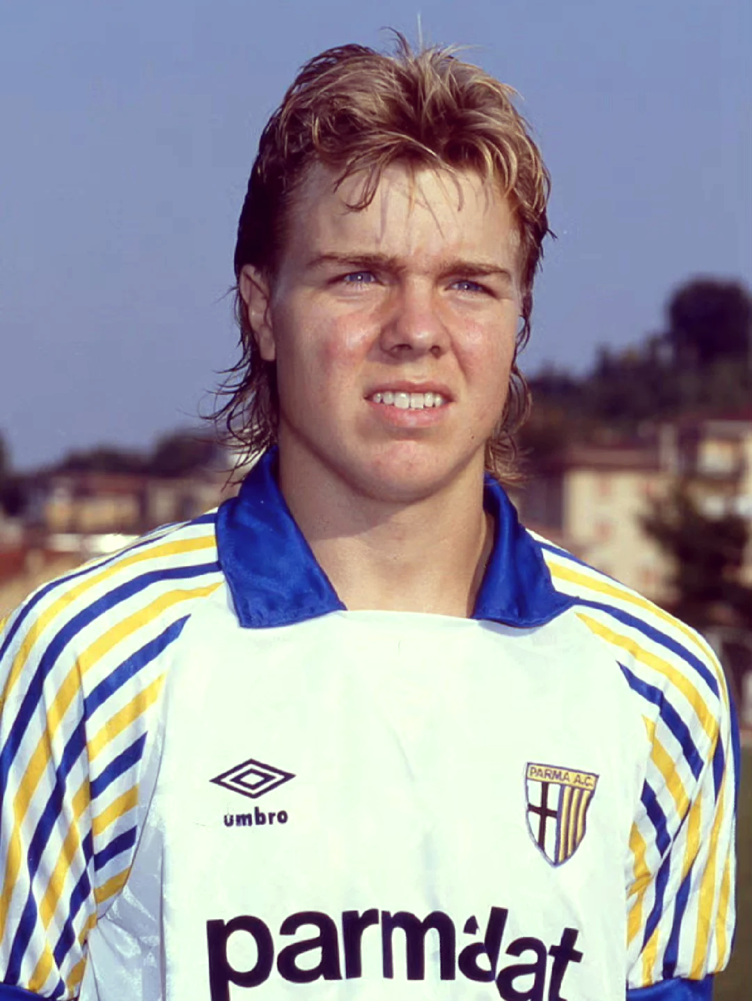 包含帕尔马vs罗马：争夺胜利的激烈对抗的词条