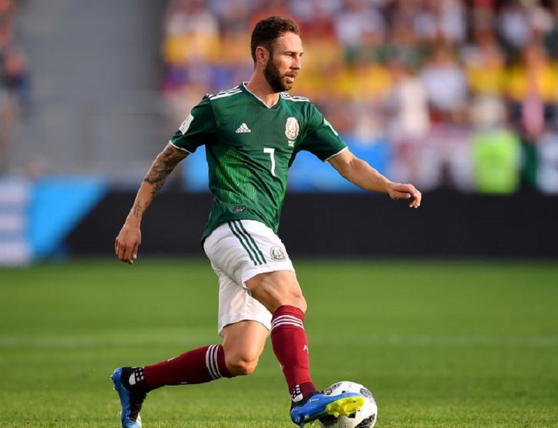 巴西完胜墨西哥，库尔图瓦刷新纪录