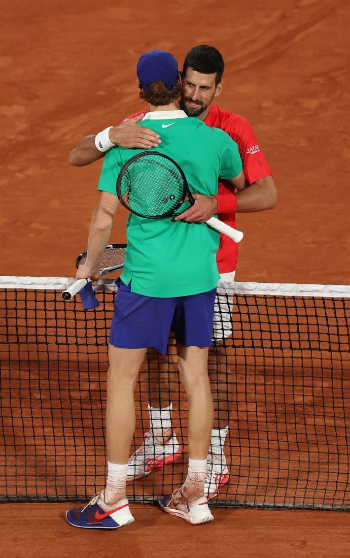 法国网球队力克意大利网球队,德约科维奇制霸全场的简单介绍 法国网球队力克意大利网球队,德约科维奇制霸全场的简单介绍