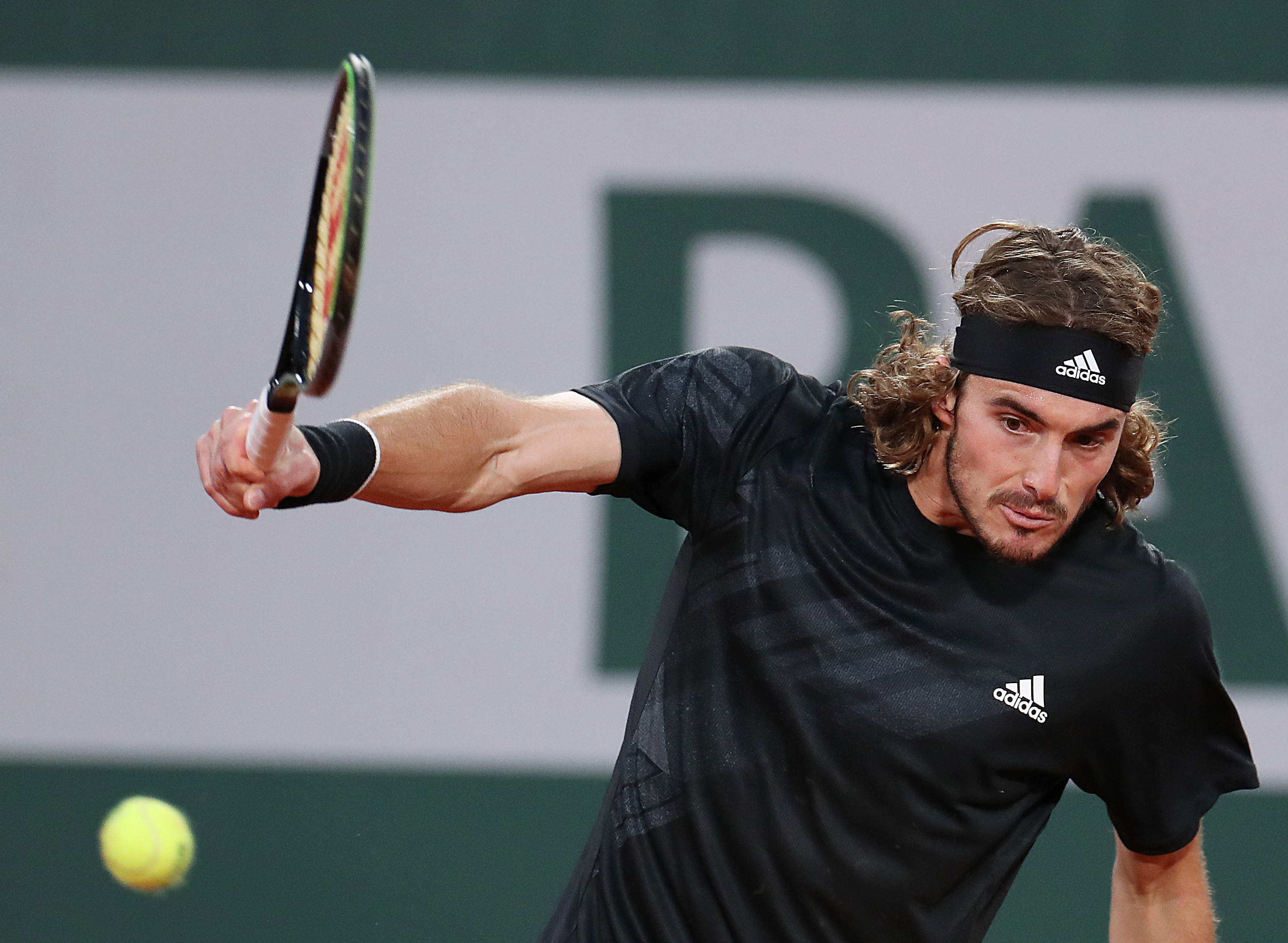 包含英国网球队完胜日本网球队,西西帕斯绝境逆转的词条 包含英国网球队完胜日本网球队,西西帕斯绝境逆转的词条