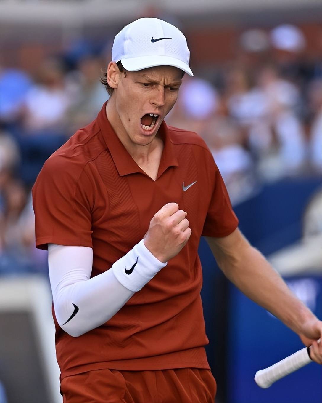 澳网轻取美网，辛纳高光表现