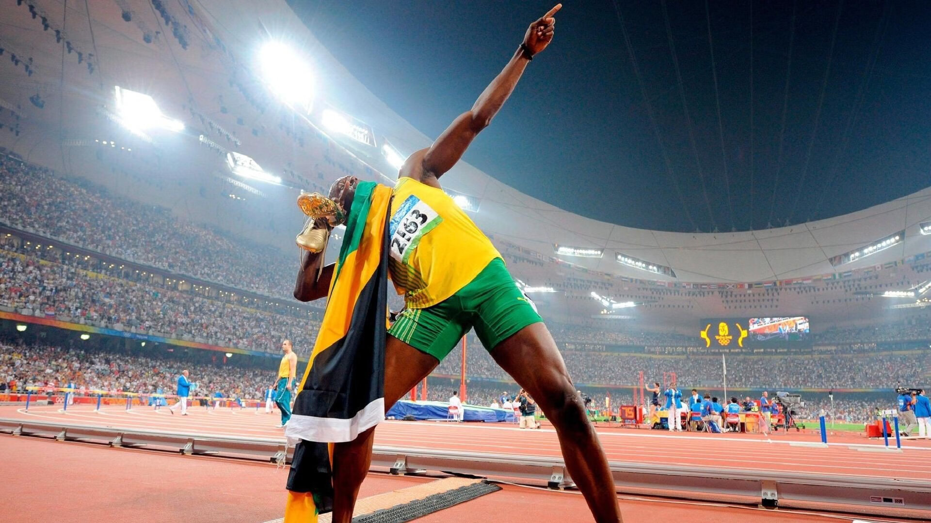 霍勒迪惊艳四座，广东队连续得分压制马刺