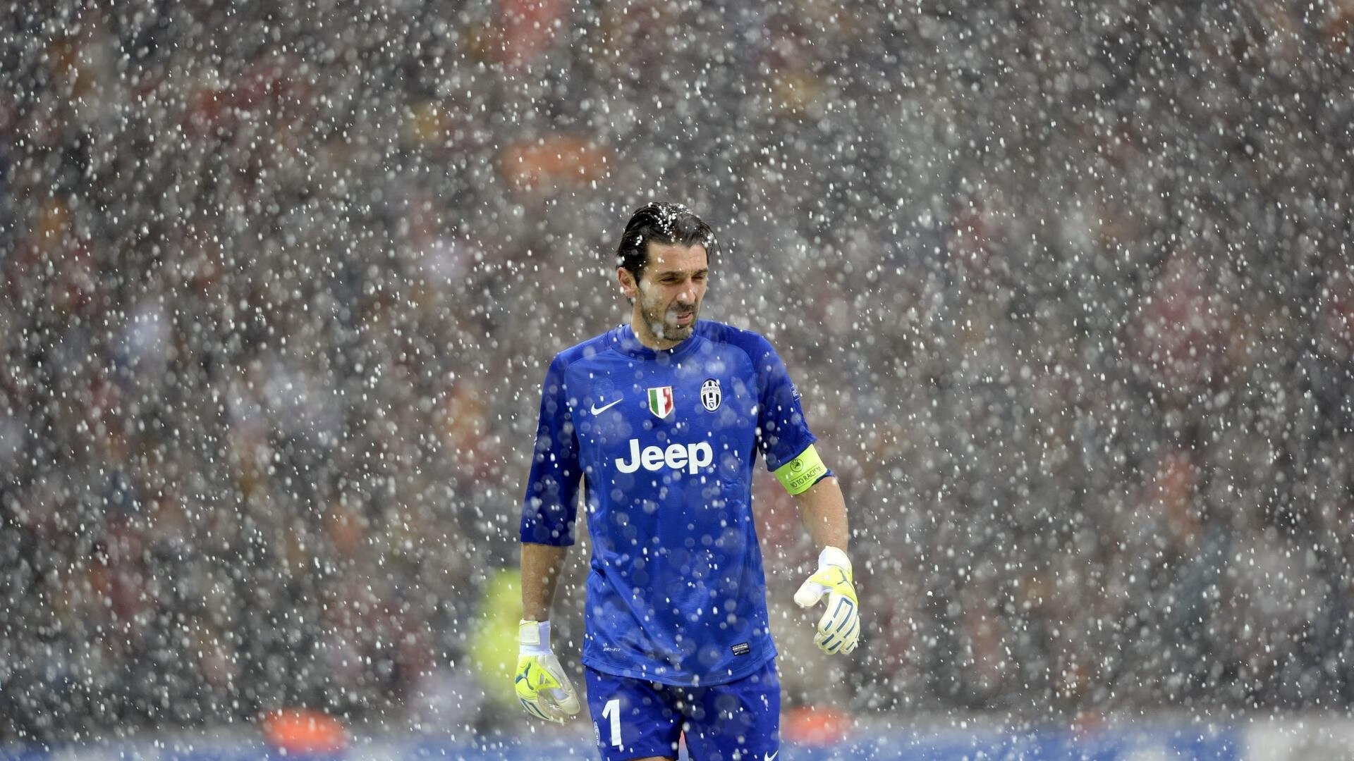 莫德里奇关键制胜，当勒沃库森遇上巴萨，一场不属于他的比赛如何被他定义